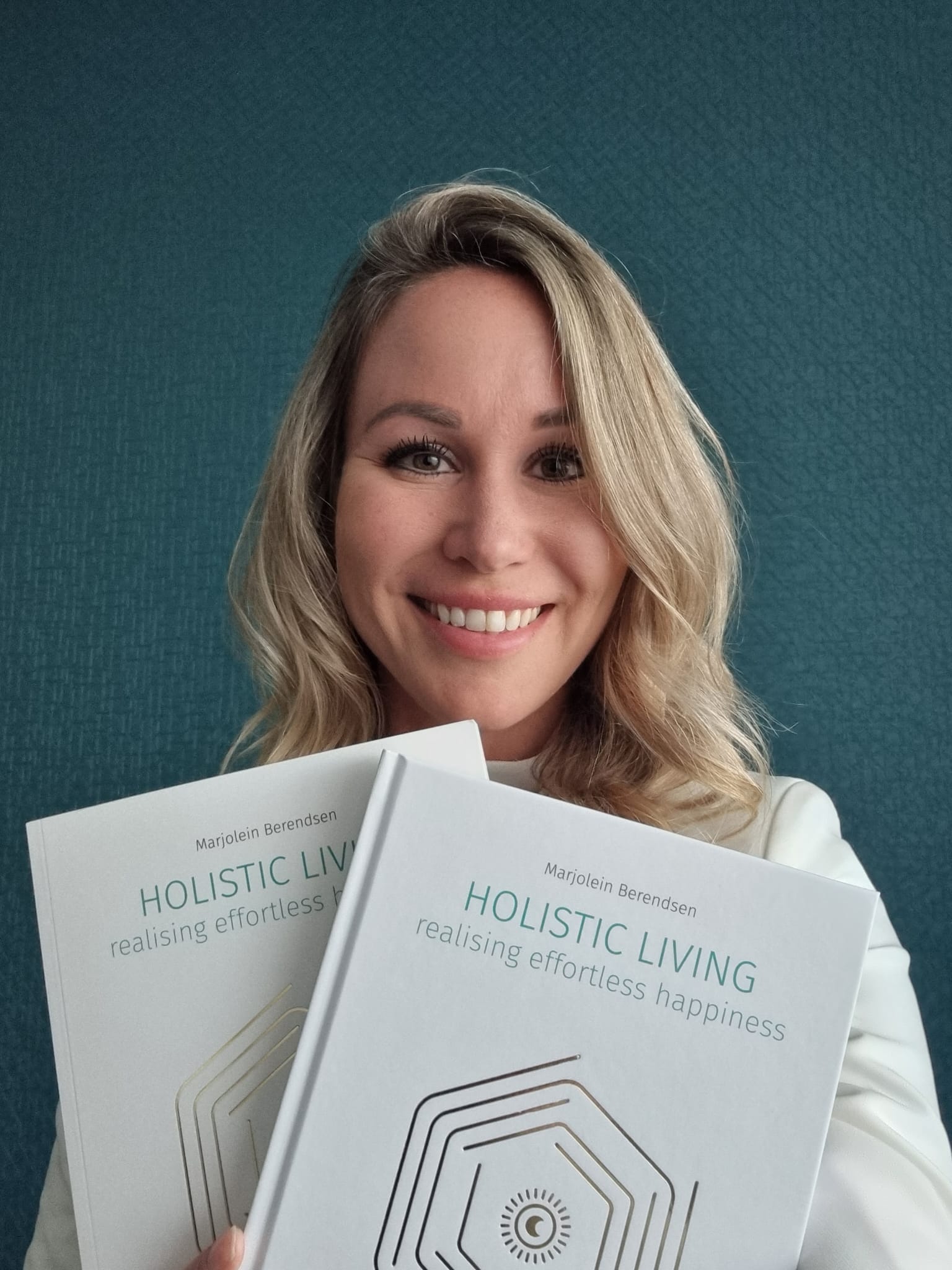 Beschikbaar in het Engels: De boeken holistisch leven, moeiteloos gelukkig zijn